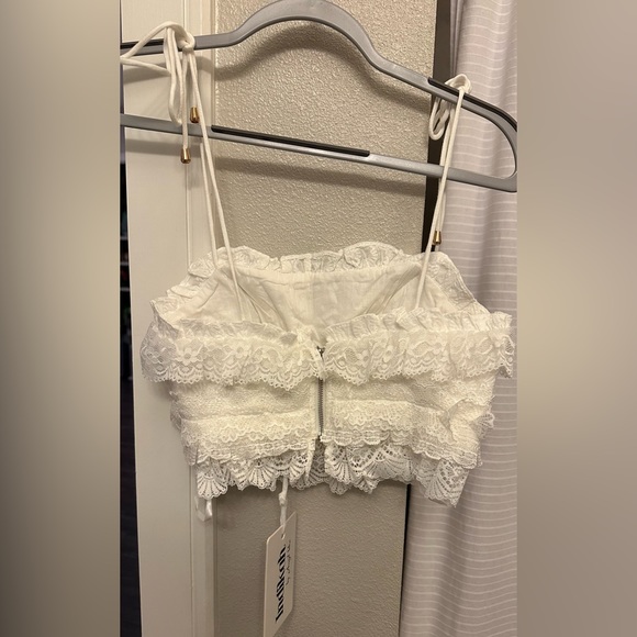 SELFIE LESLIE WHITE LATE CROPPED TANK - Picture 2 of 4